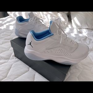 Air Jordan 11 CMFT low (GS) 7Y